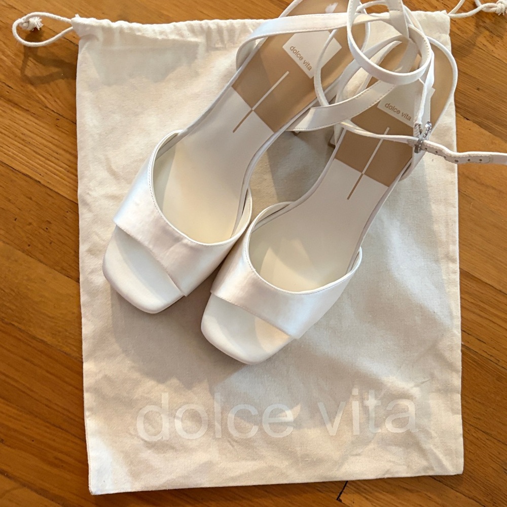 Dolce Vita Felica Heels- White Satin Block Heels NEVER WORN